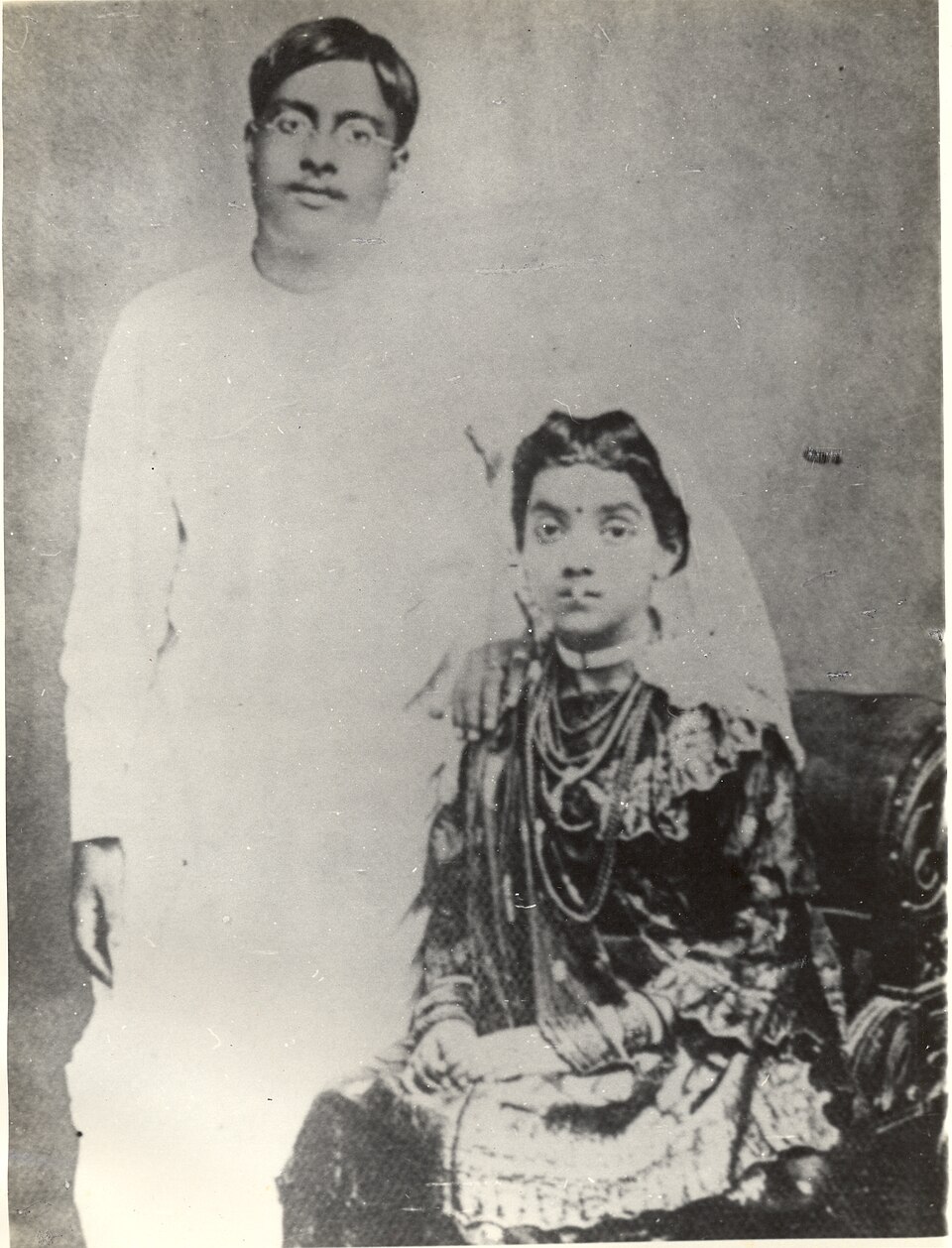 Satyendra Nath Bose and Ushabati Bose, 1914