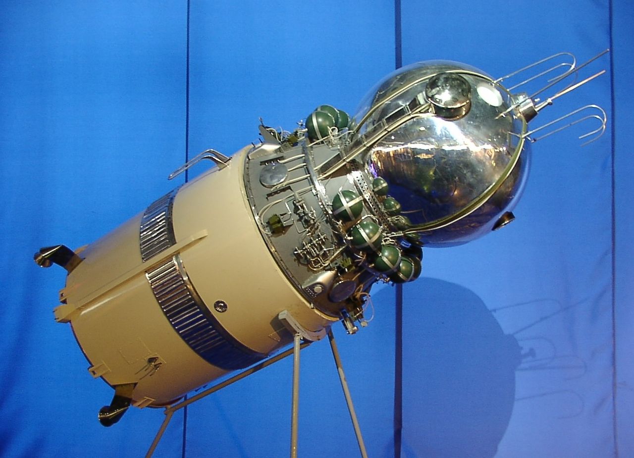 Vostok 1 spacecraft diagram